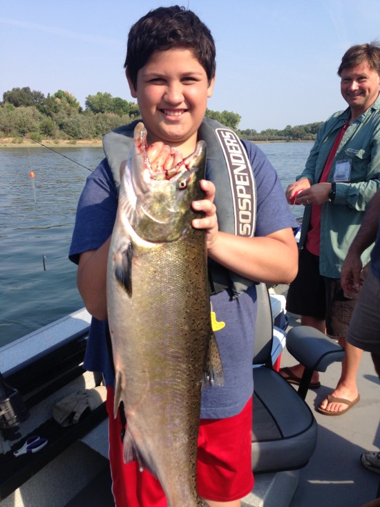 Salmon Guide Fishing2