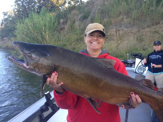 SacramentoRiverSalmon1 (2)